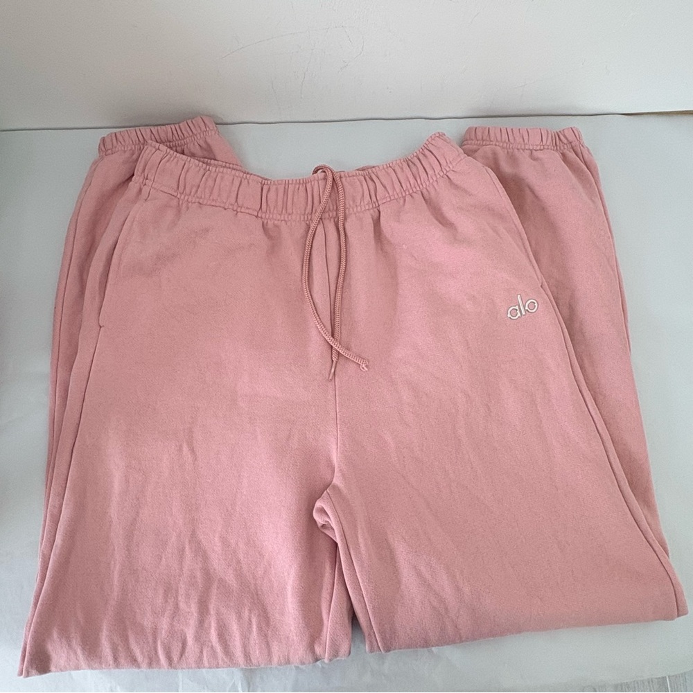 Alo Yoga Accolade Sweatpant Sz L Pink Quartz EUC - Picture 3 of 10